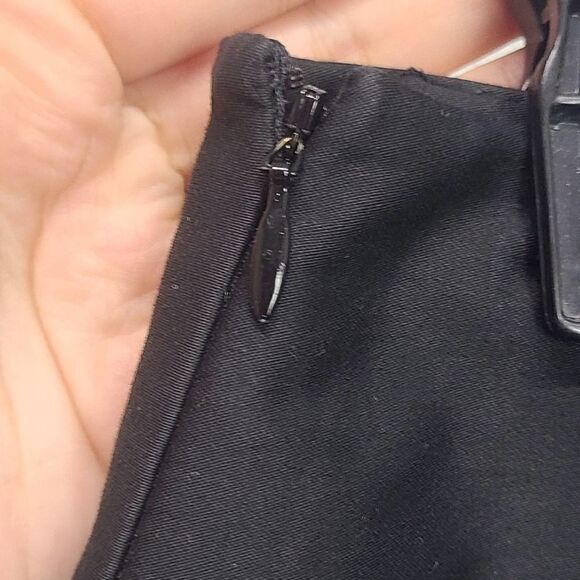 Theory Pleated Mini Black Skirt Size‎ 4 With Pockets - Picture 5 of 5